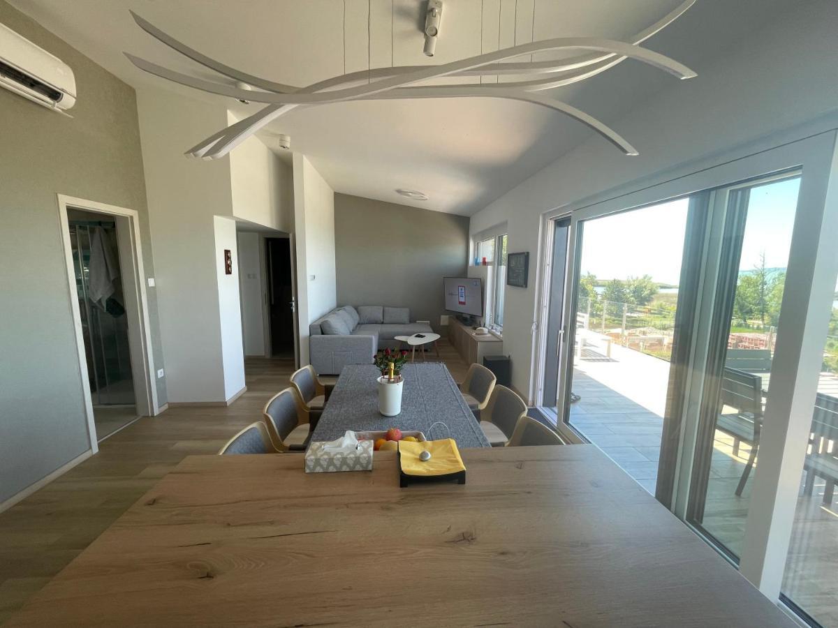 Fenyves Beach Apartman Delux Balatonfenyves Extérieur photo