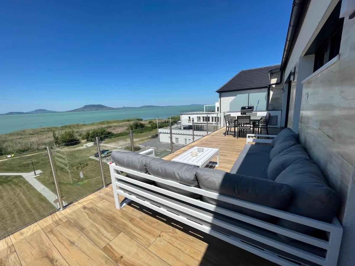 Fenyves Beach Apartman Delux Balatonfenyves Extérieur photo